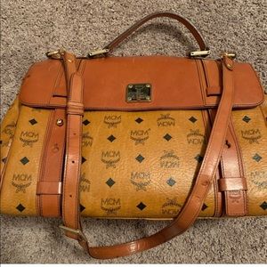 - MCM 2 way bag